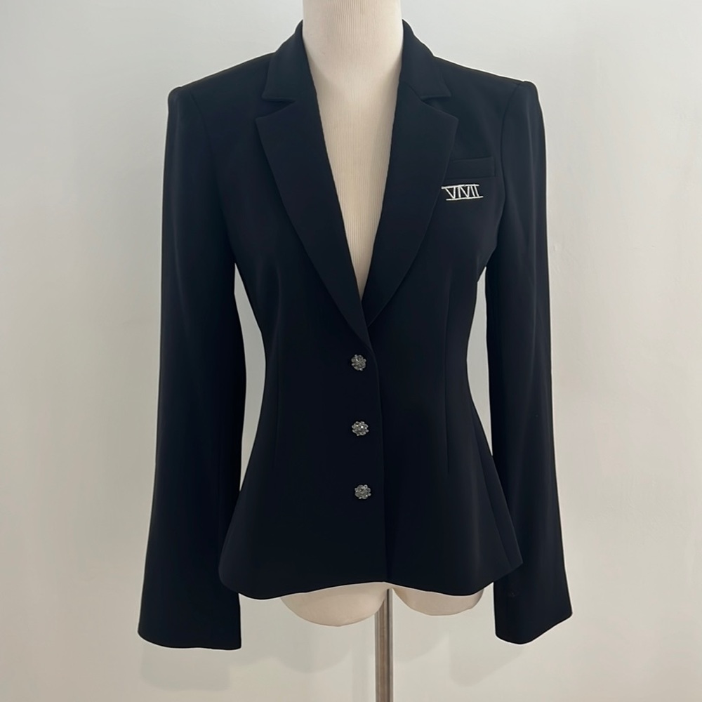 cinq a sept Black Crepe Lamour Pax Jacket. 0 - Picture 2 of 9